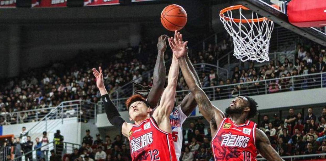 开云·体育官网包含瓦伦西亚围绕全明星赛止住颓势广州队主帅复盘备战NBA季后赛，这操作让人直呼：山东男篮强势反弹备战欧冠的词条